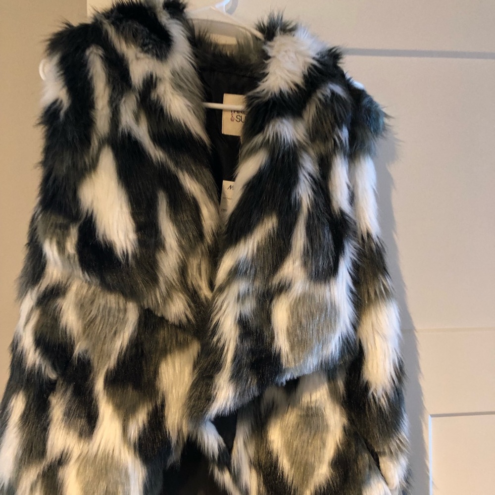 Faux fur vest